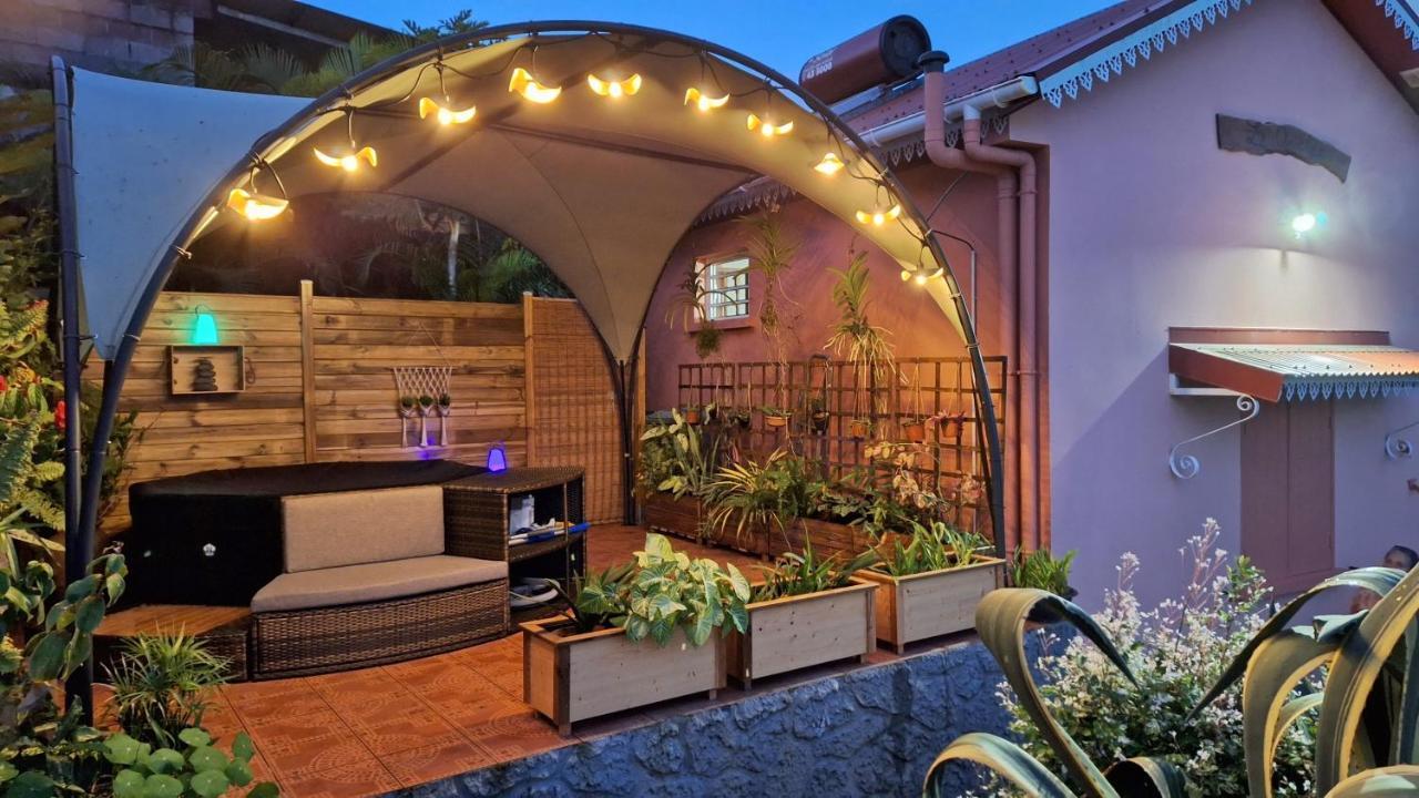 Le Quelea Une Case Creole De Charme Classee 4 Etoiles Y Etre C'Est Y Etre Bien Noël Esterno foto